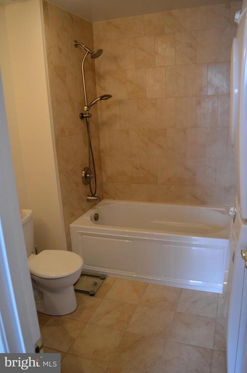 11162 HARBOR COURT