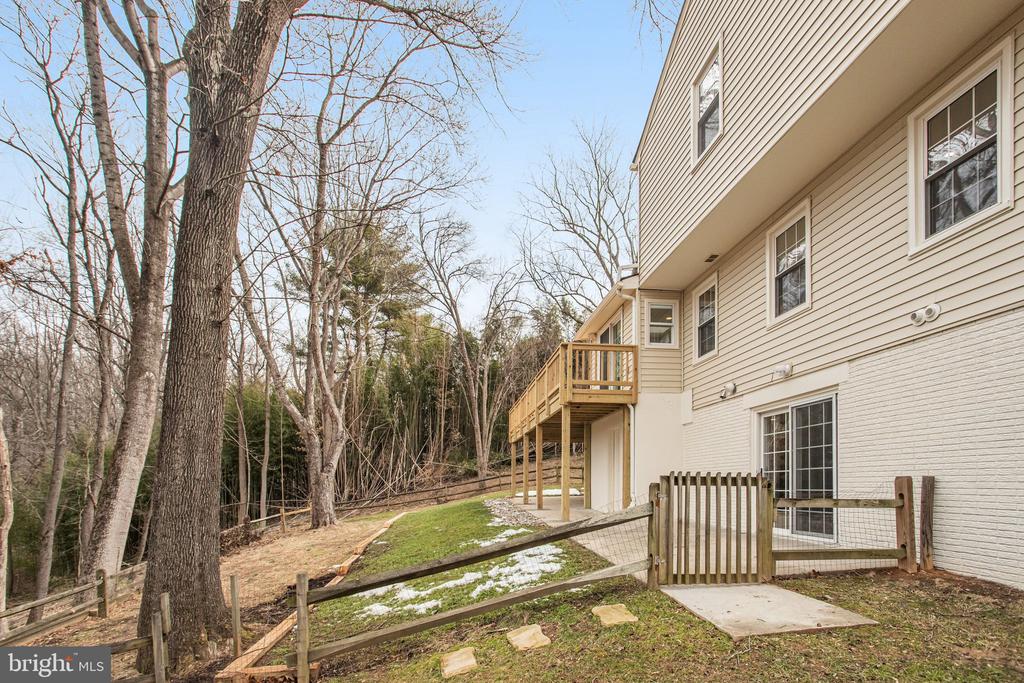 9824 FOSBAK DRIVE
