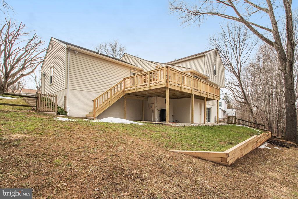 9824 FOSBAK DRIVE