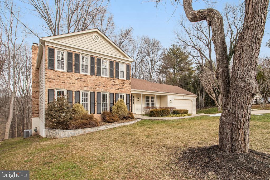 9824 FOSBAK DRIVE