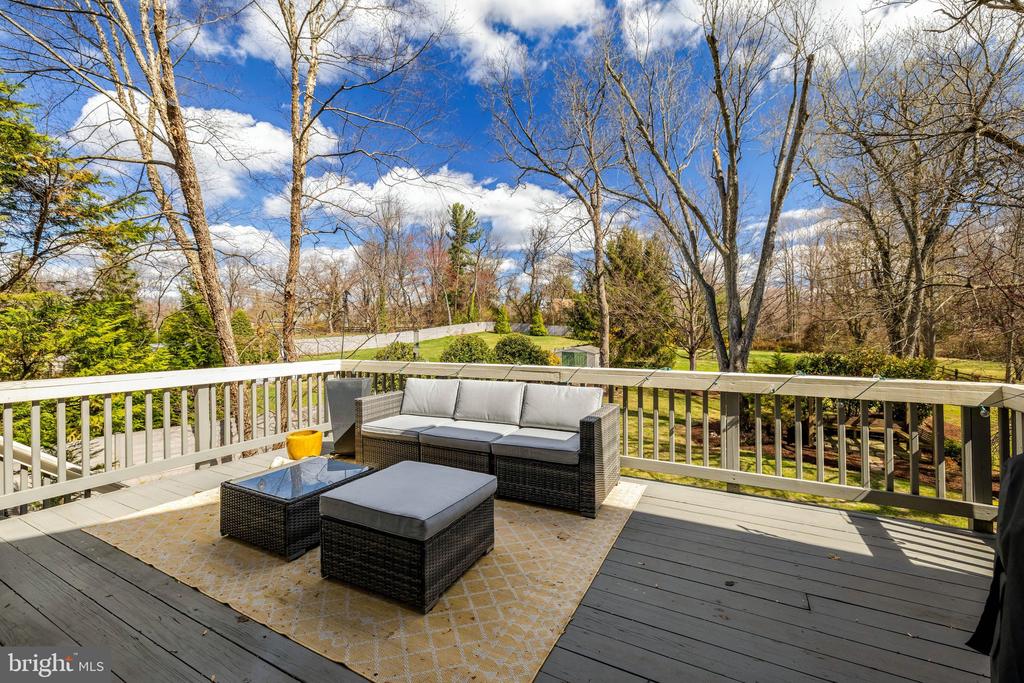 1827 BEULAH ROAD