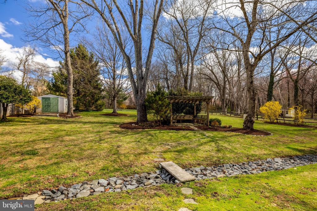 1827 BEULAH ROAD