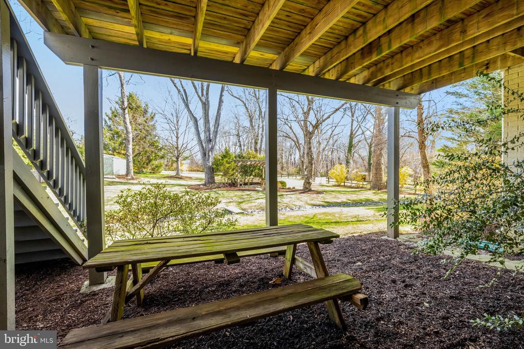 1827 BEULAH ROAD