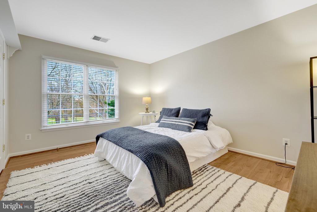 1827 BEULAH ROAD