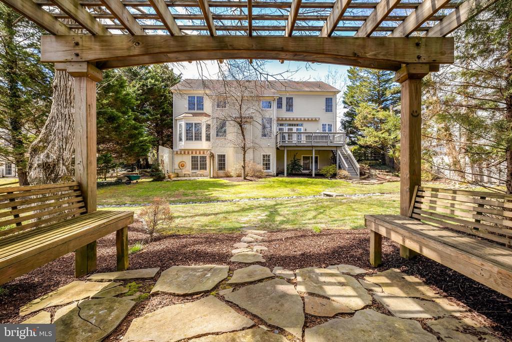 1827 BEULAH ROAD
