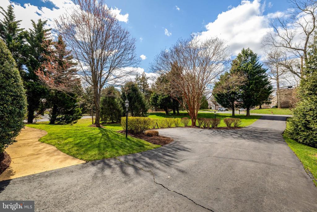 1827 BEULAH ROAD