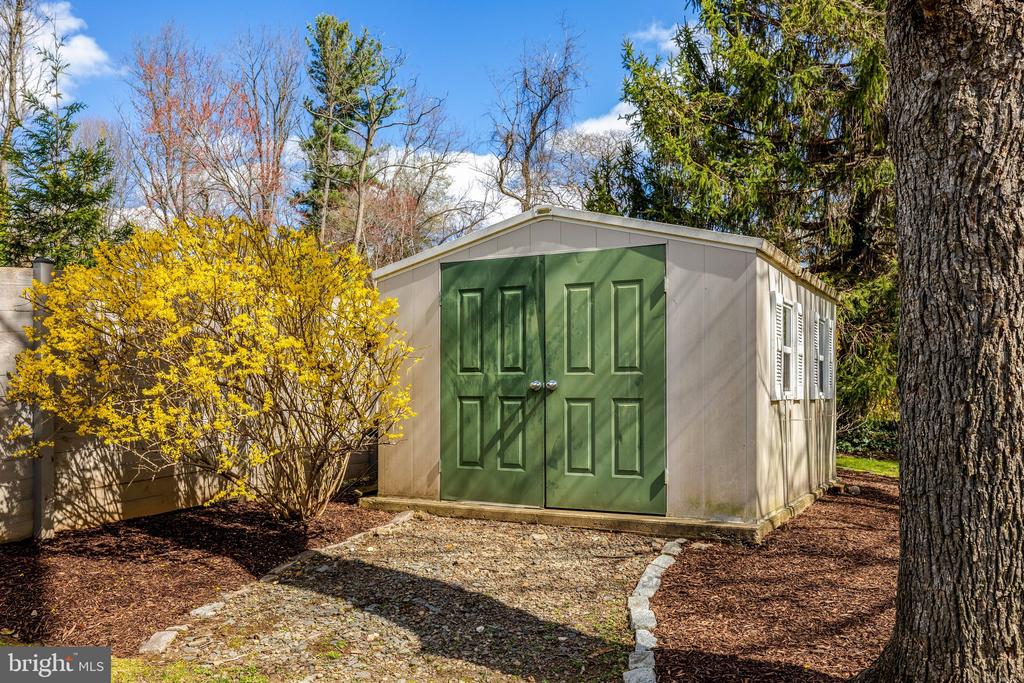 1827 BEULAH ROAD