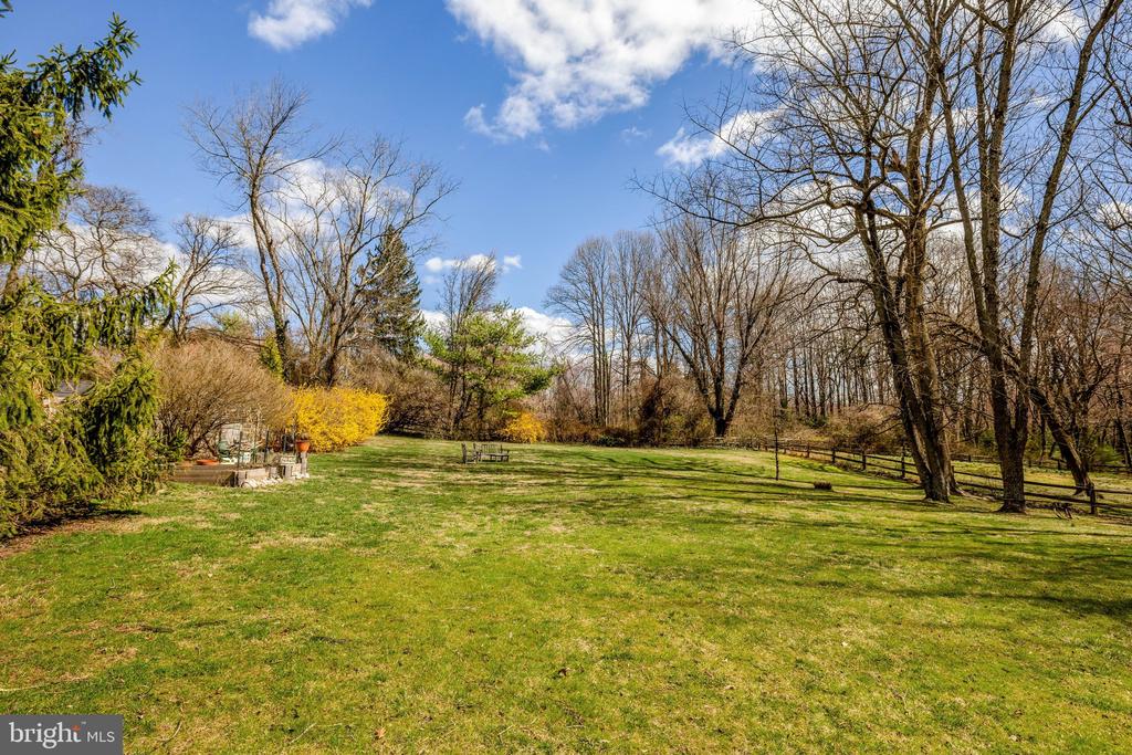 1827 BEULAH ROAD