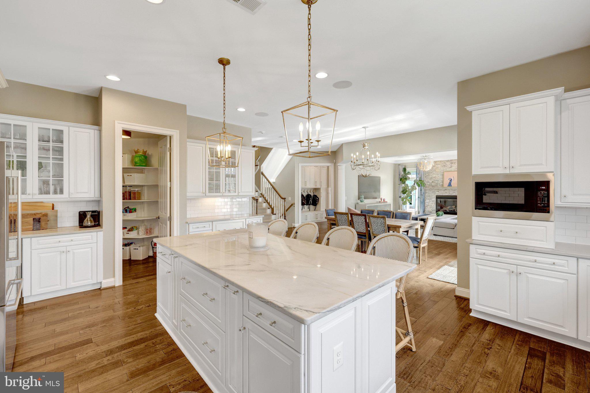 9115 TETTERTON AVENUE