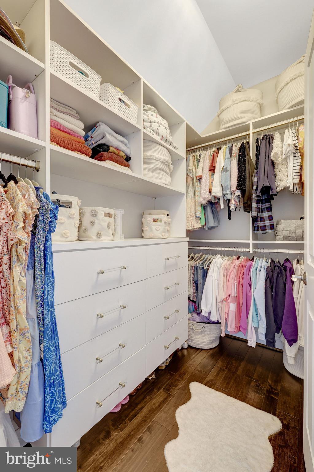 9115 TETTERTON AVENUE