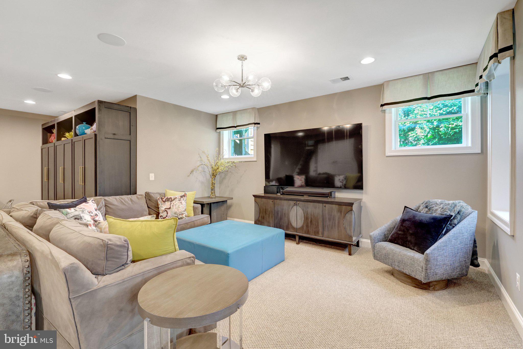 9115 TETTERTON AVENUE