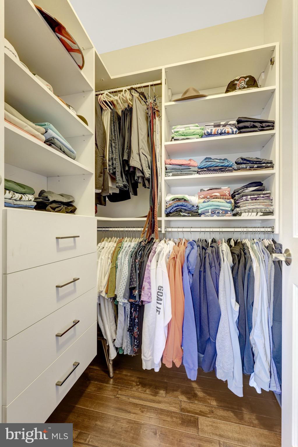 9115 TETTERTON AVENUE