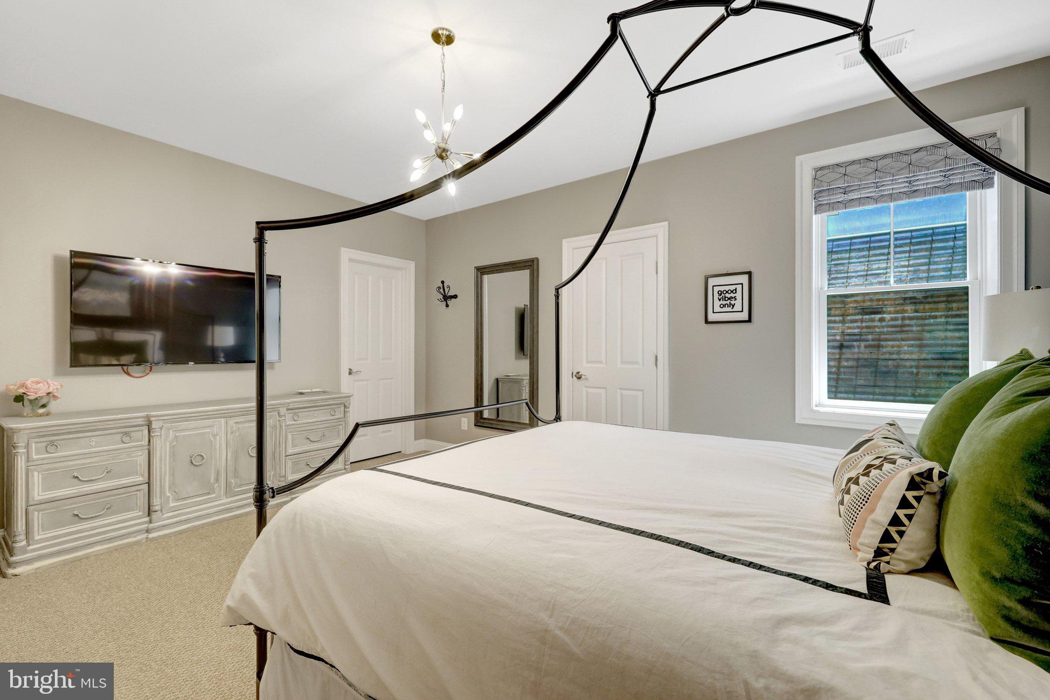 9115 TETTERTON AVENUE