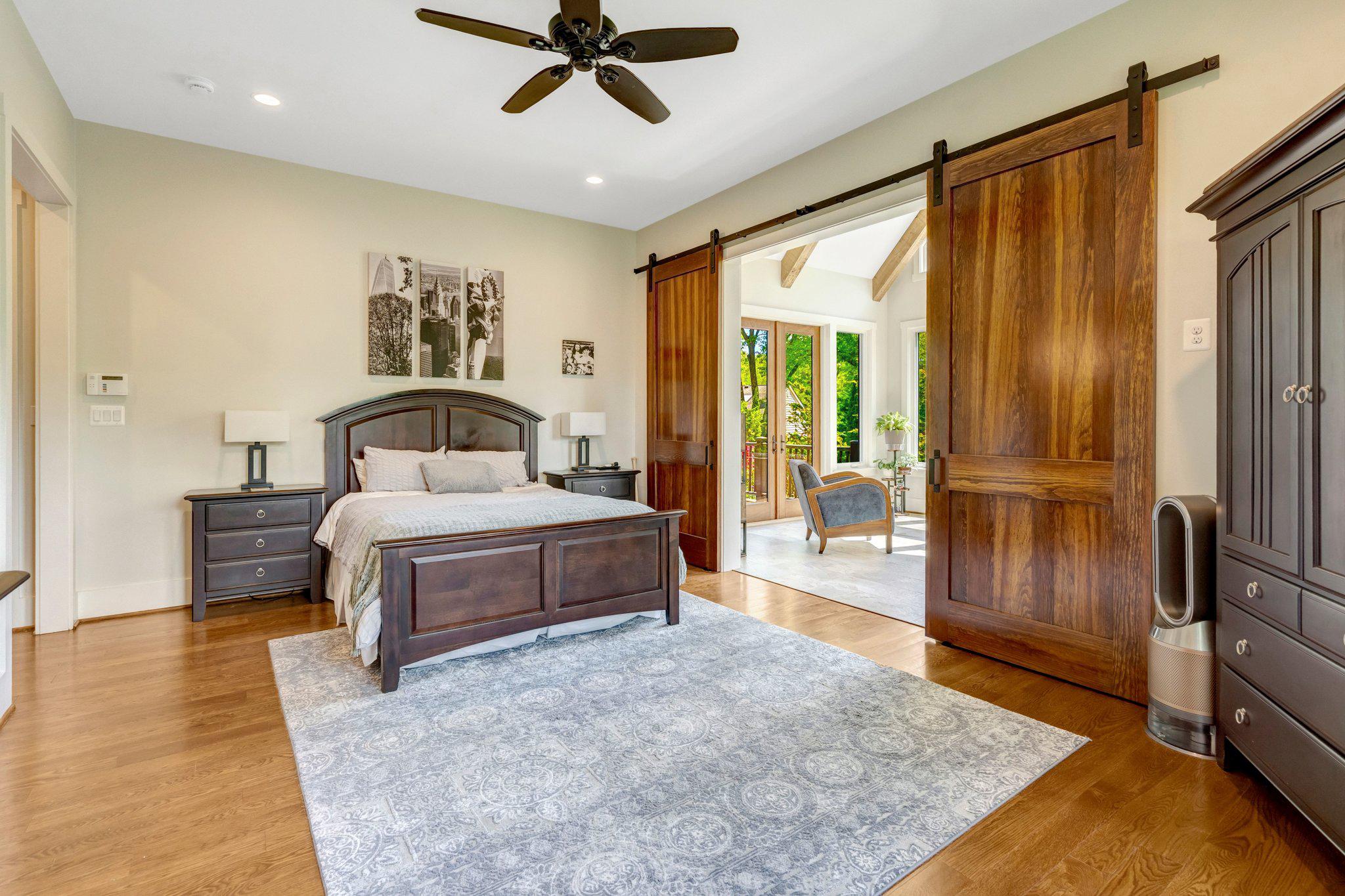 1712 ABBEY OAK DRIVE