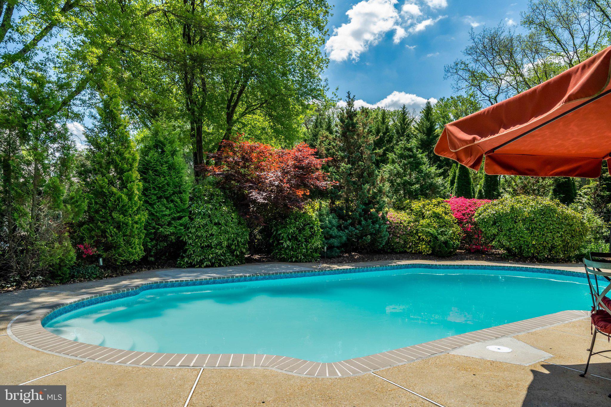 1712 ABBEY OAK DRIVE