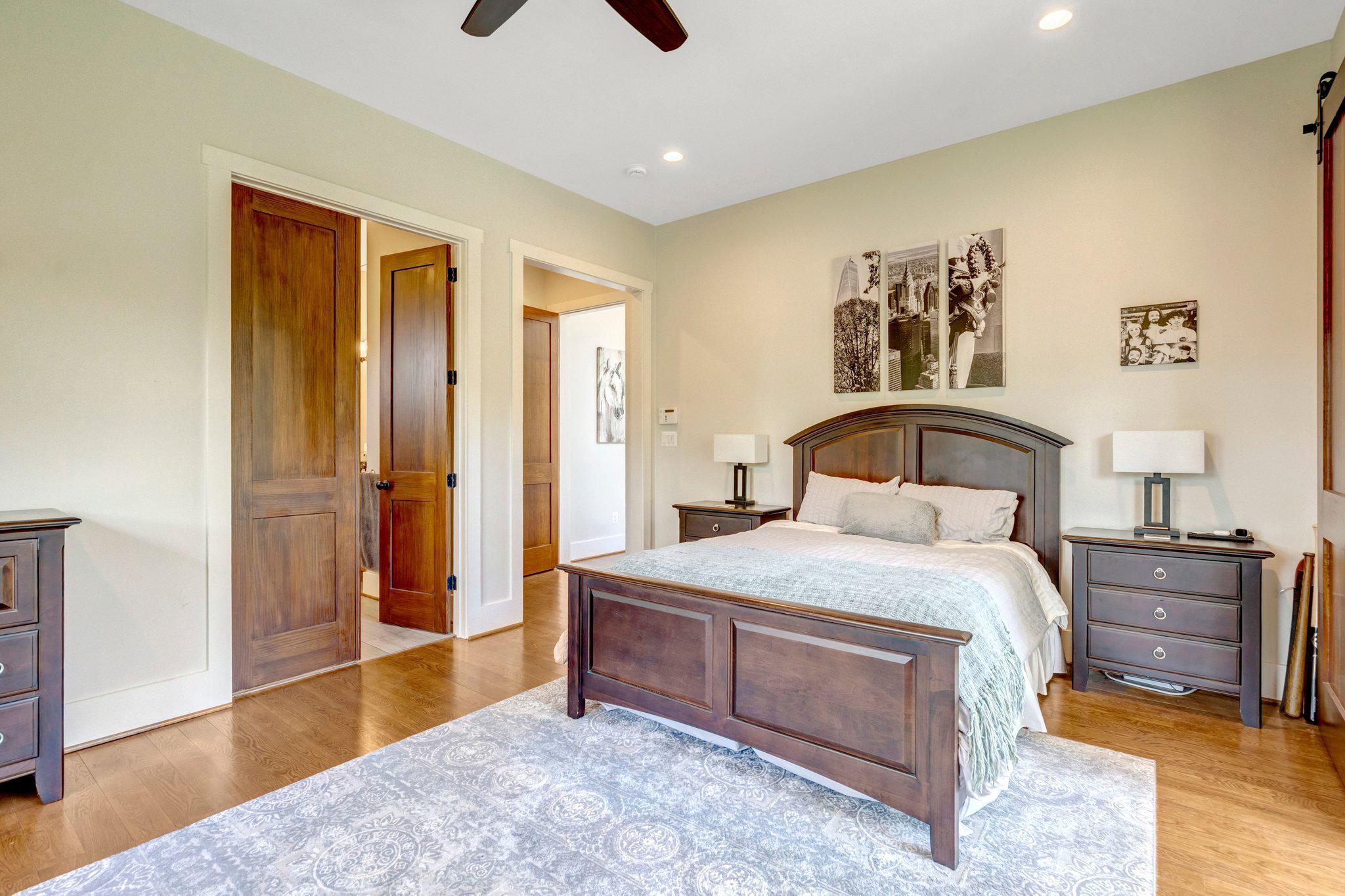 1712 ABBEY OAK DRIVE