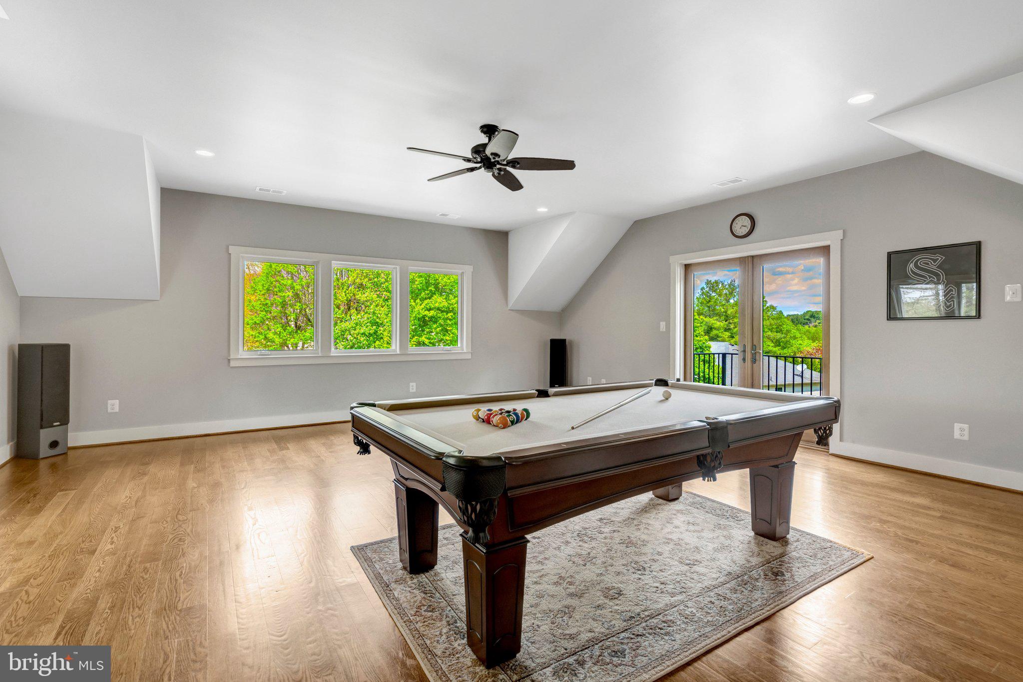 1712 ABBEY OAK DRIVE