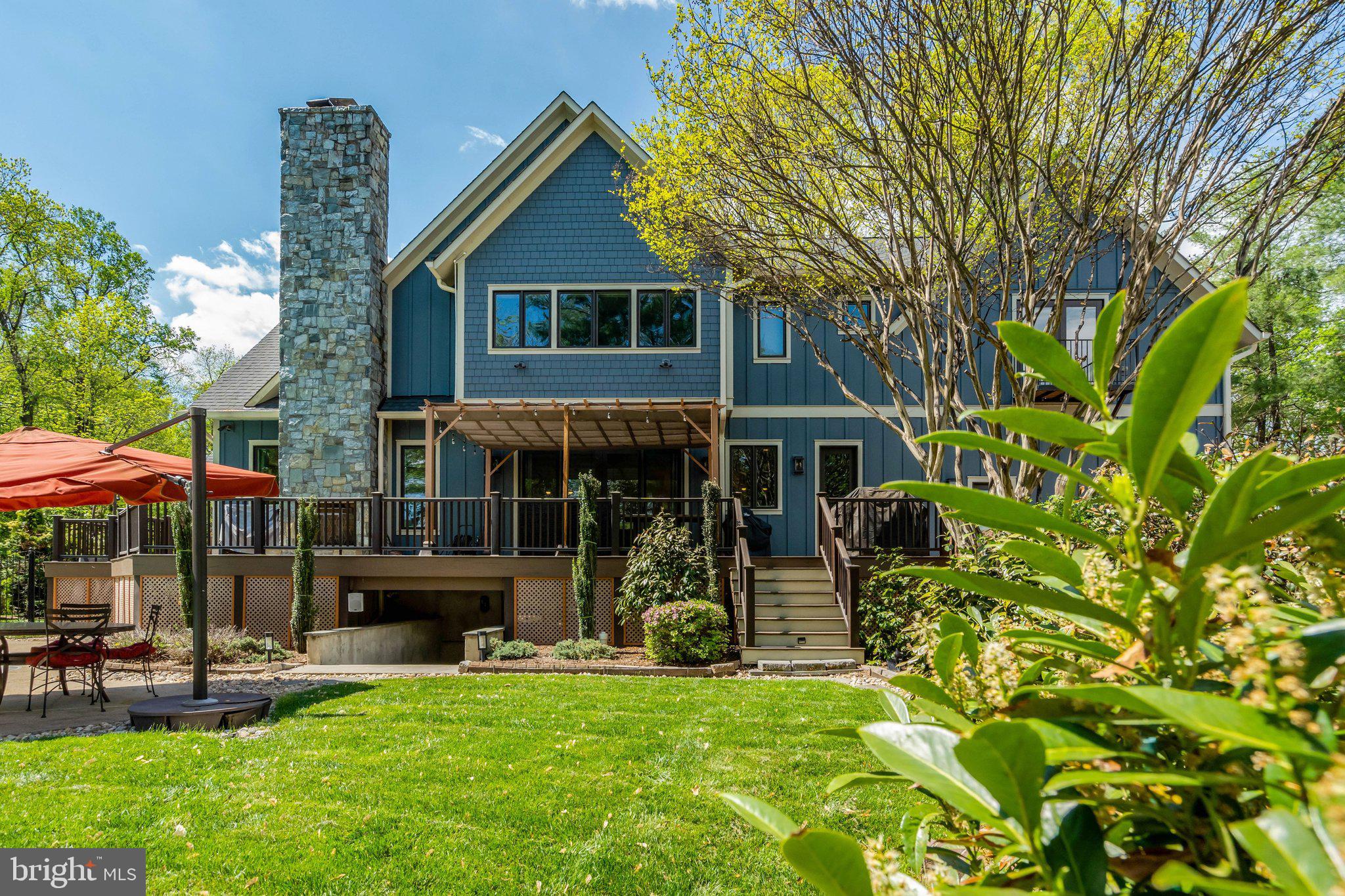 1712 ABBEY OAK DRIVE