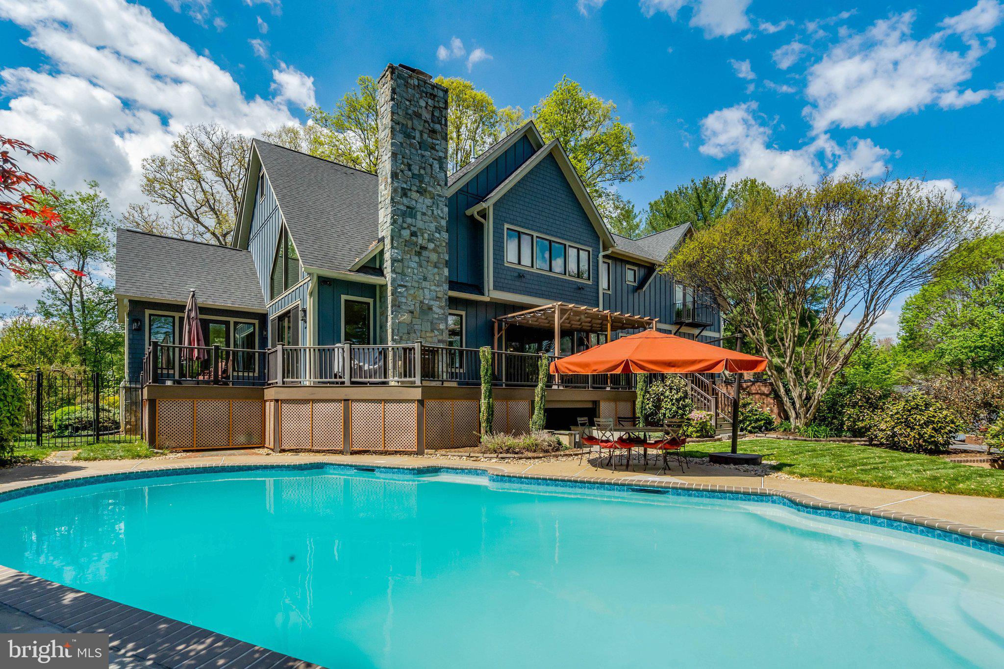 1712 ABBEY OAK DRIVE