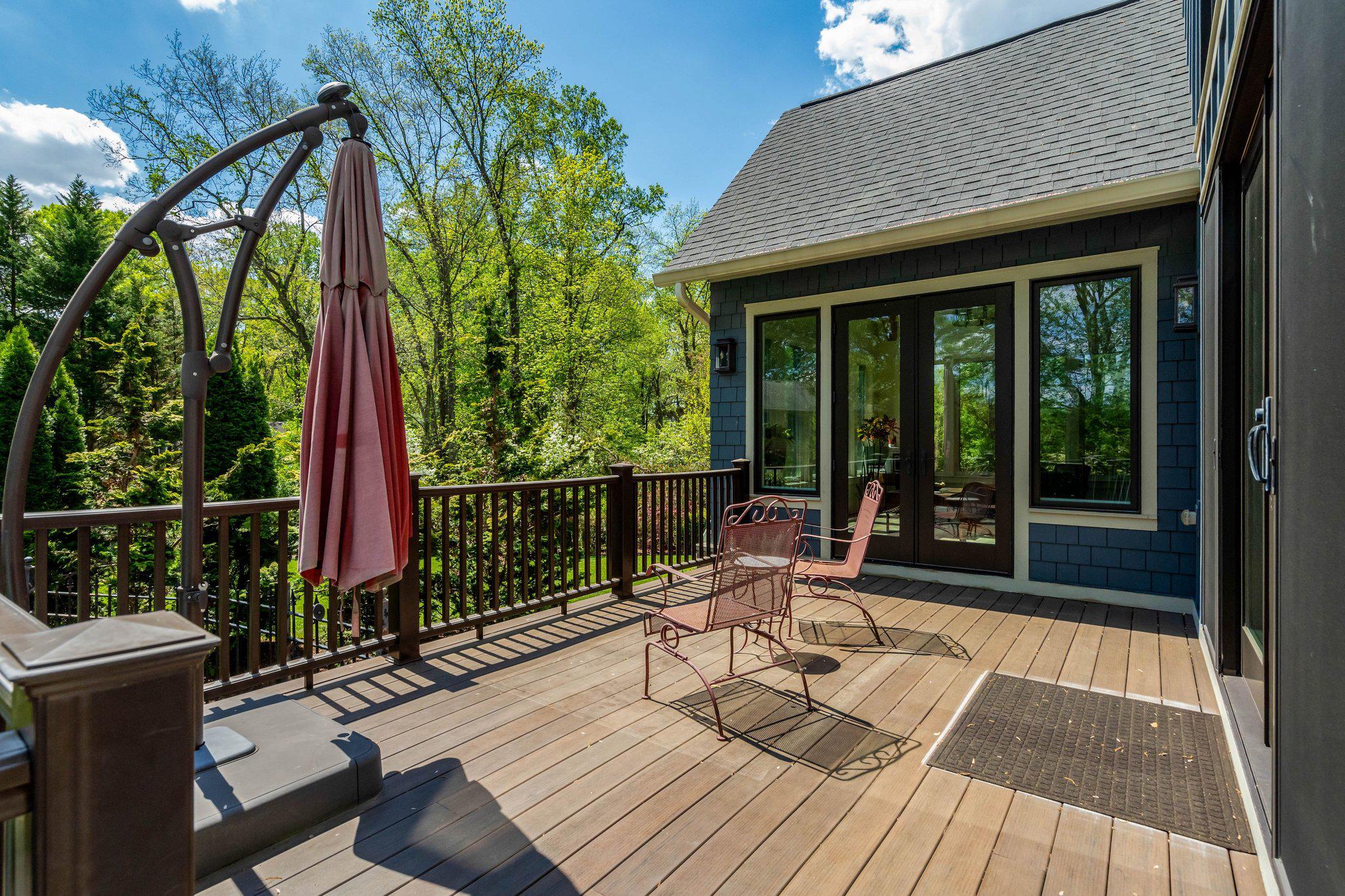 1712 ABBEY OAK DRIVE