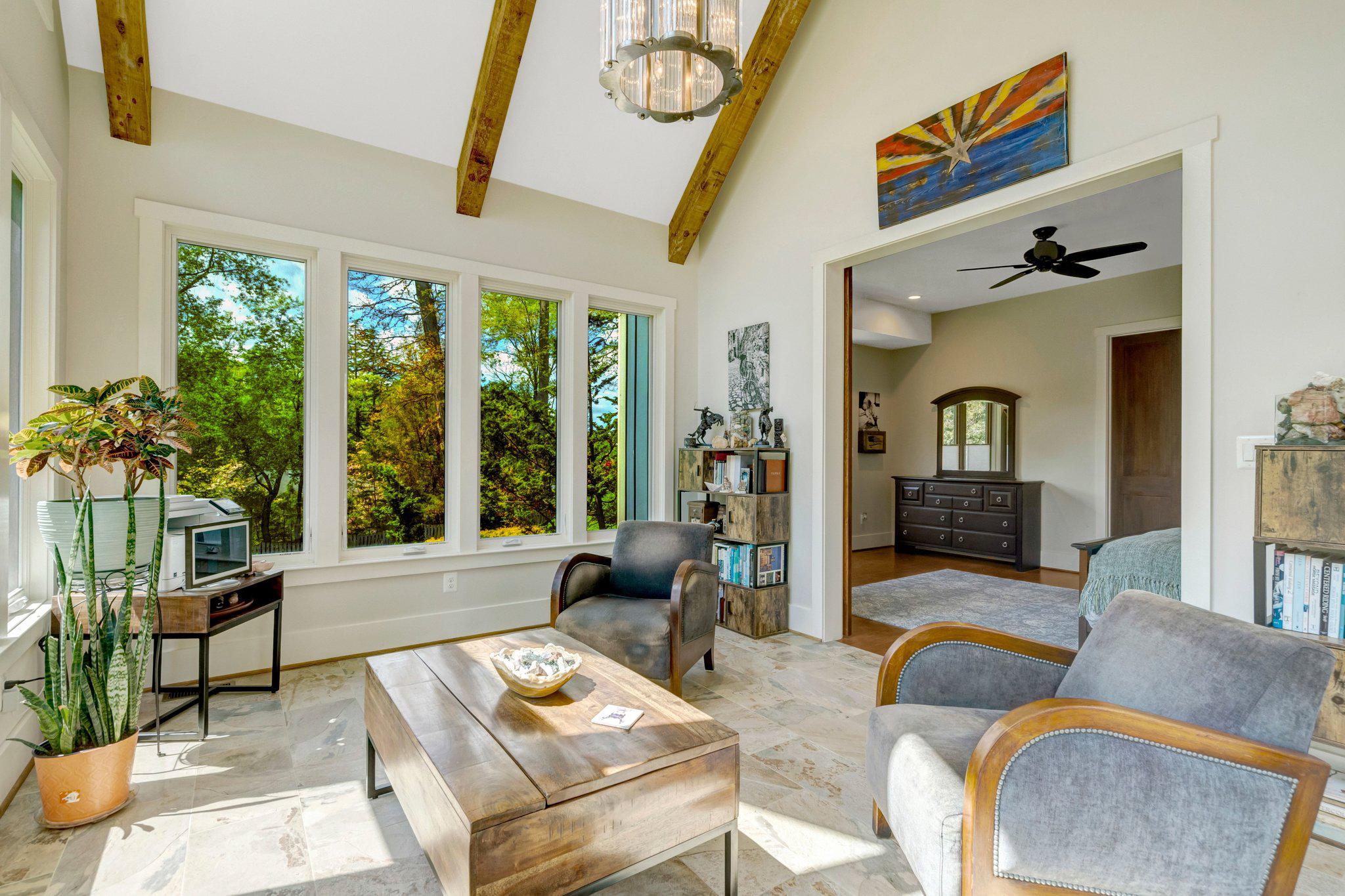 1712 ABBEY OAK DRIVE