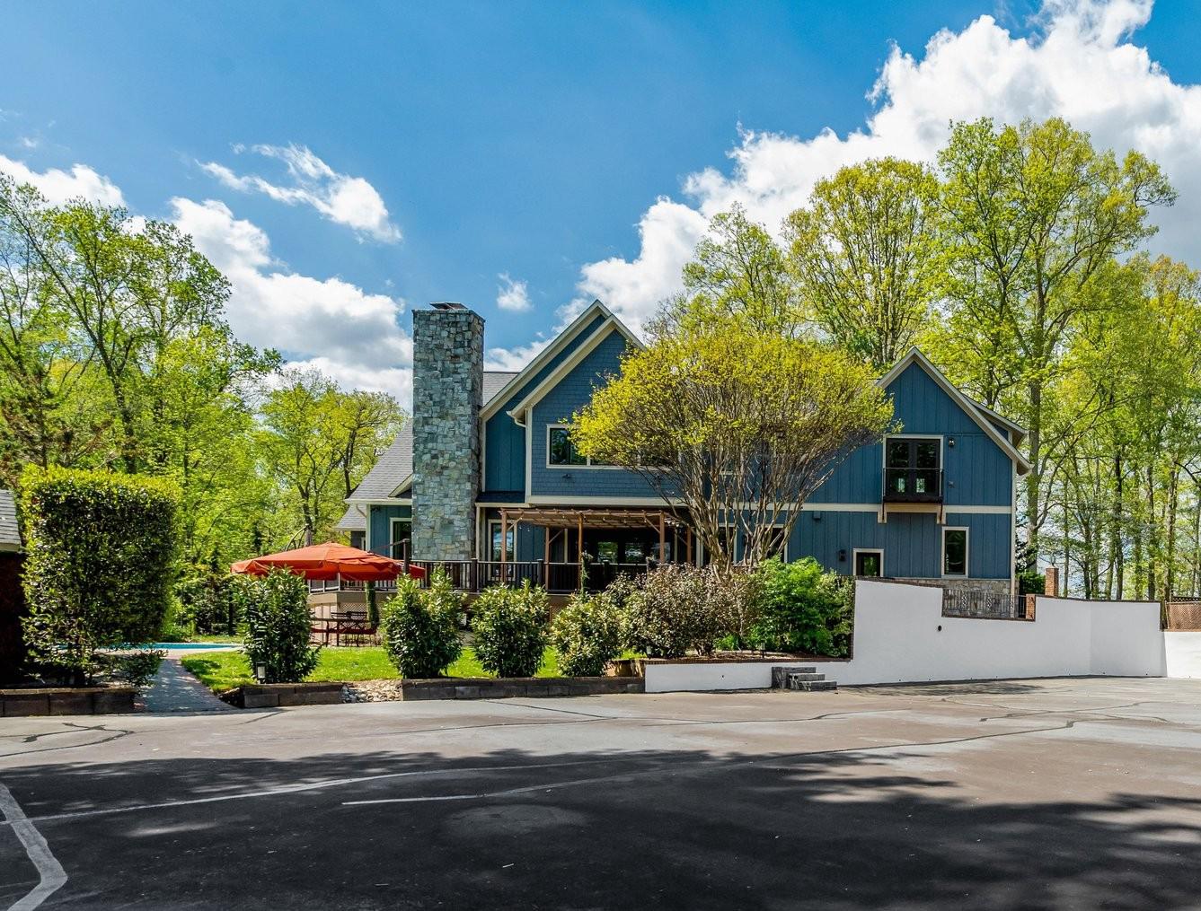 1712 ABBEY OAK DRIVE