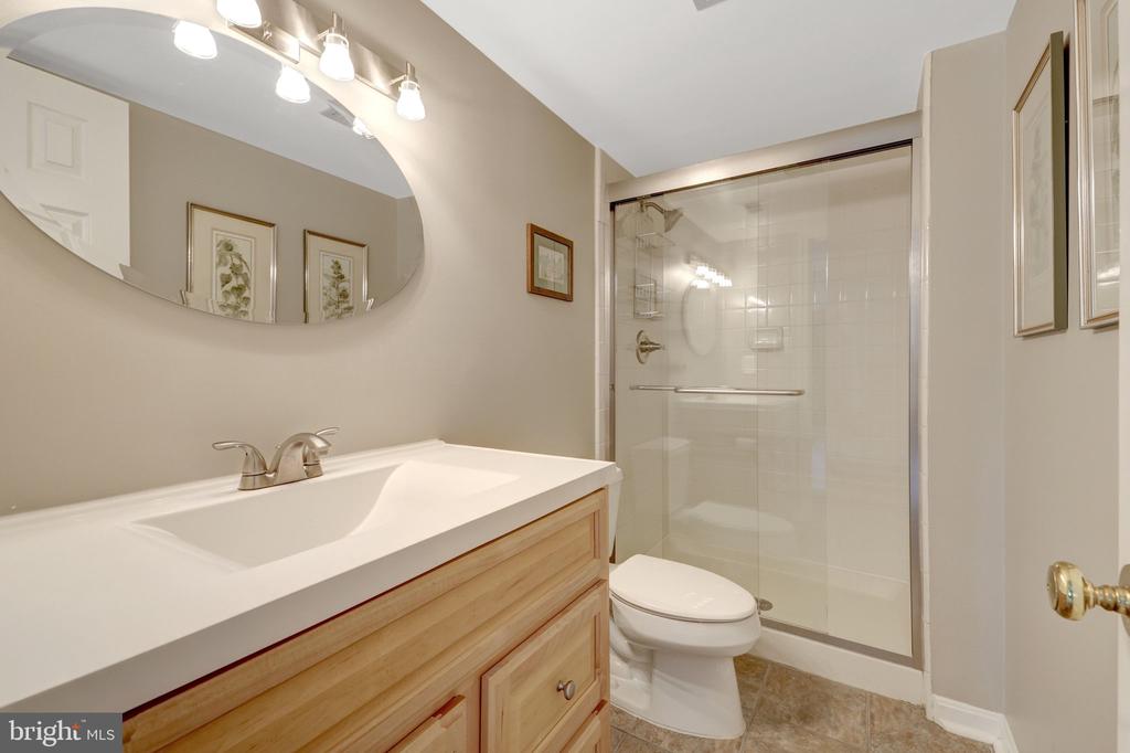 2114 GALLOPING WAY
