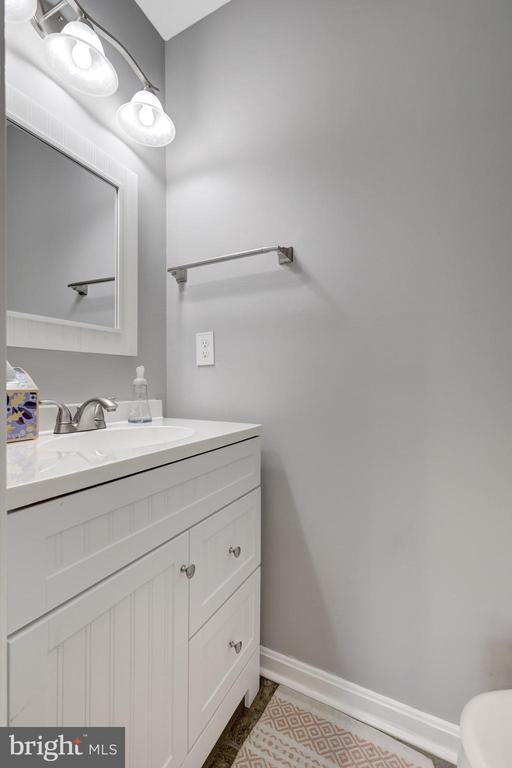 2114 GALLOPING WAY