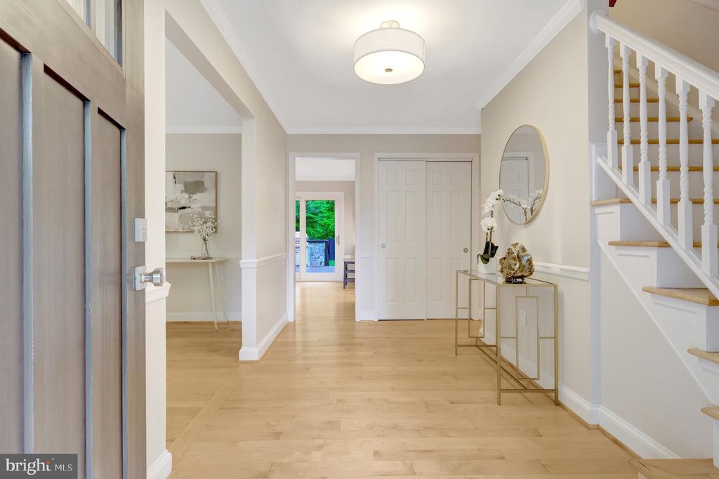 2006 CARRIAGE COURT