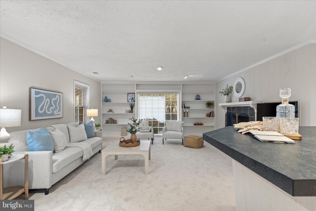 10205 OLD HUNT ROAD