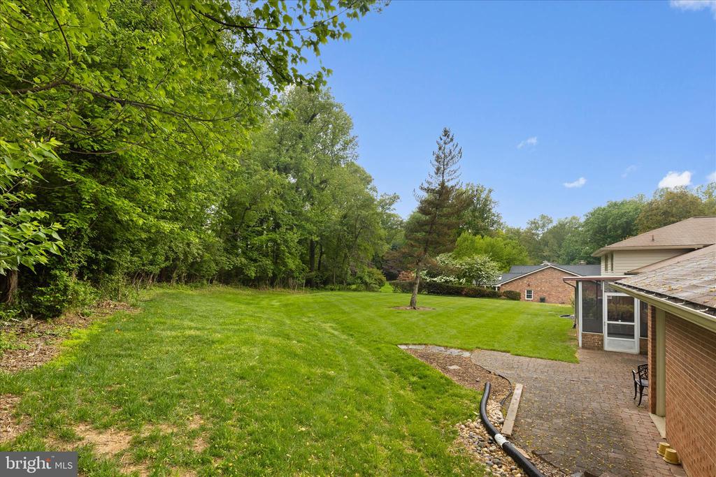 10205 OLD HUNT ROAD