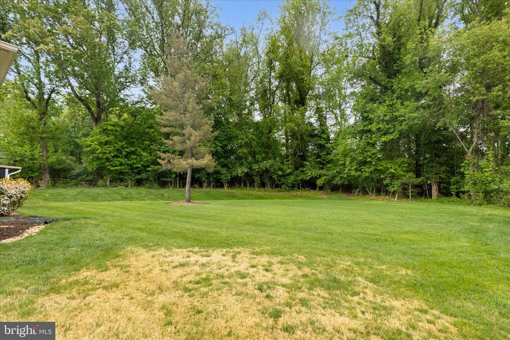 10205 OLD HUNT ROAD