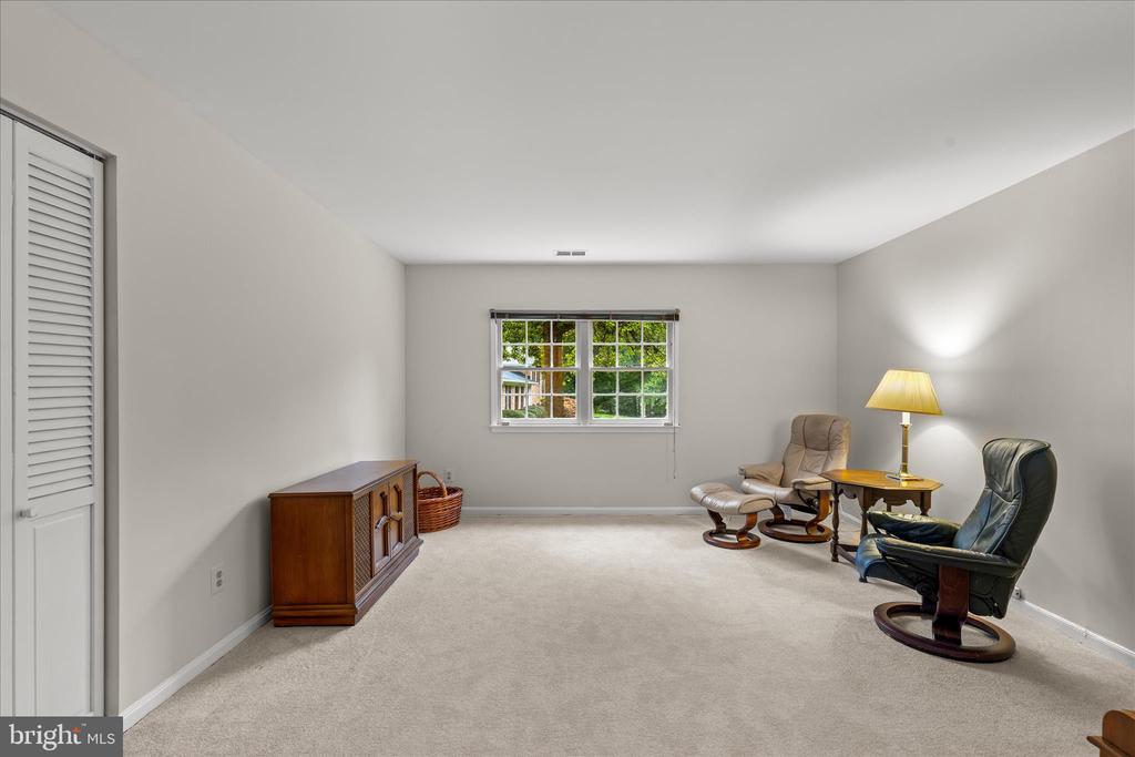 10205 OLD HUNT ROAD