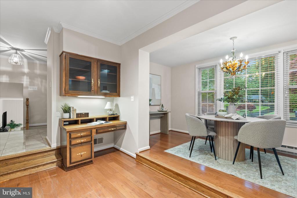 10205 OLD HUNT ROAD