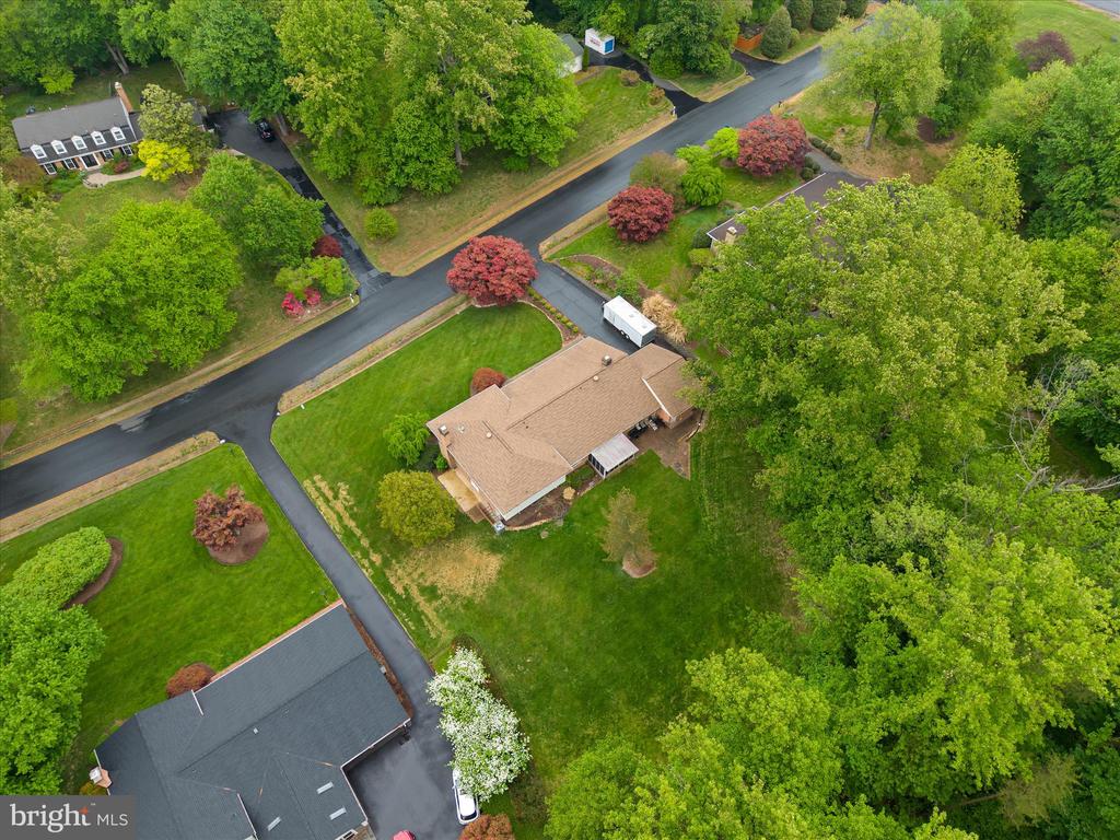 10205 OLD HUNT ROAD