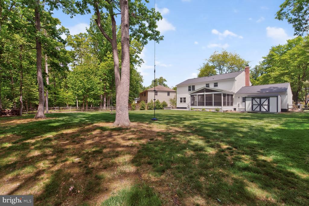 2497 FREETOWN DRIVE