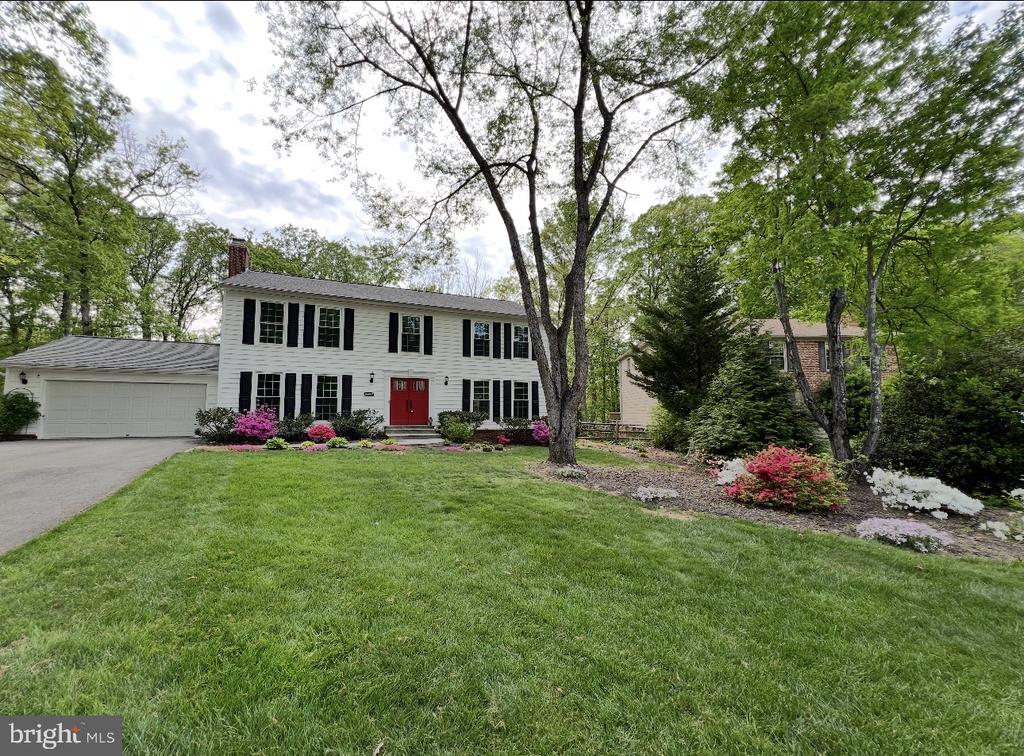 2497 FREETOWN DRIVE