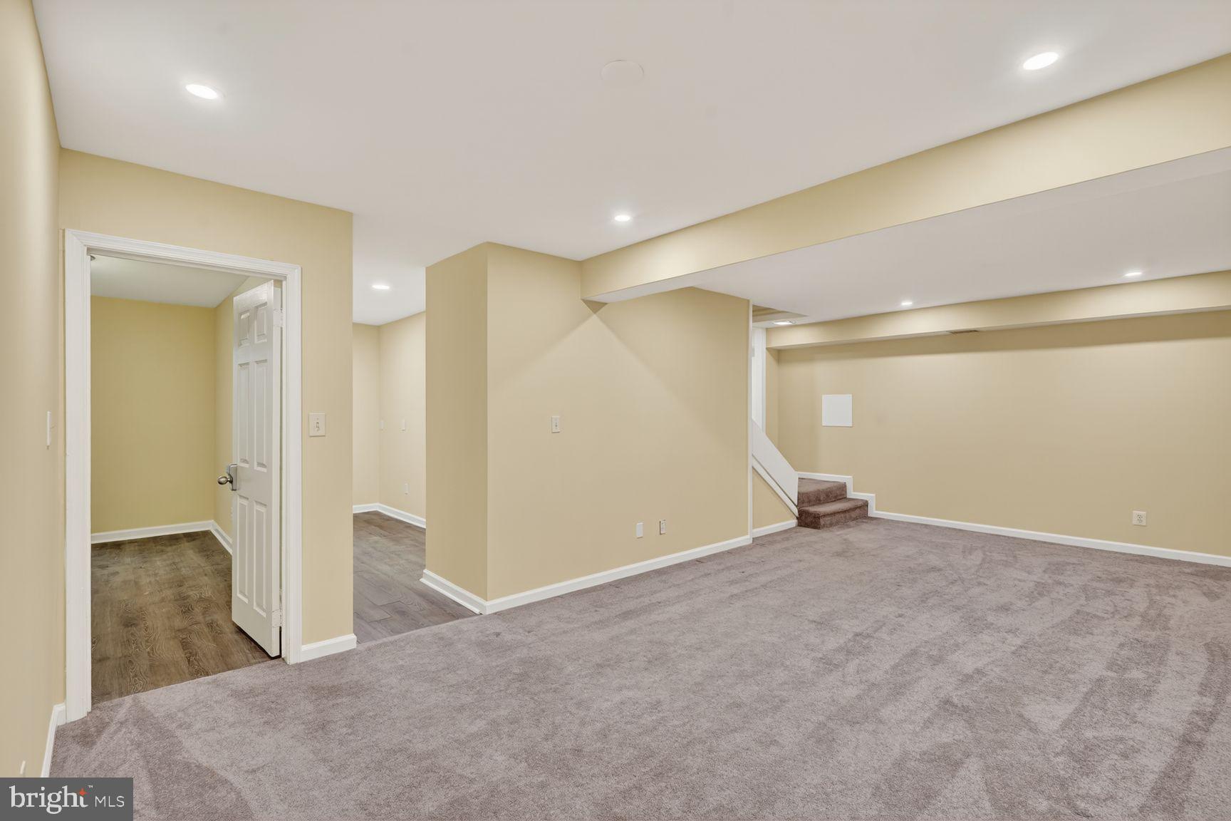 2497 FREETOWN DRIVE