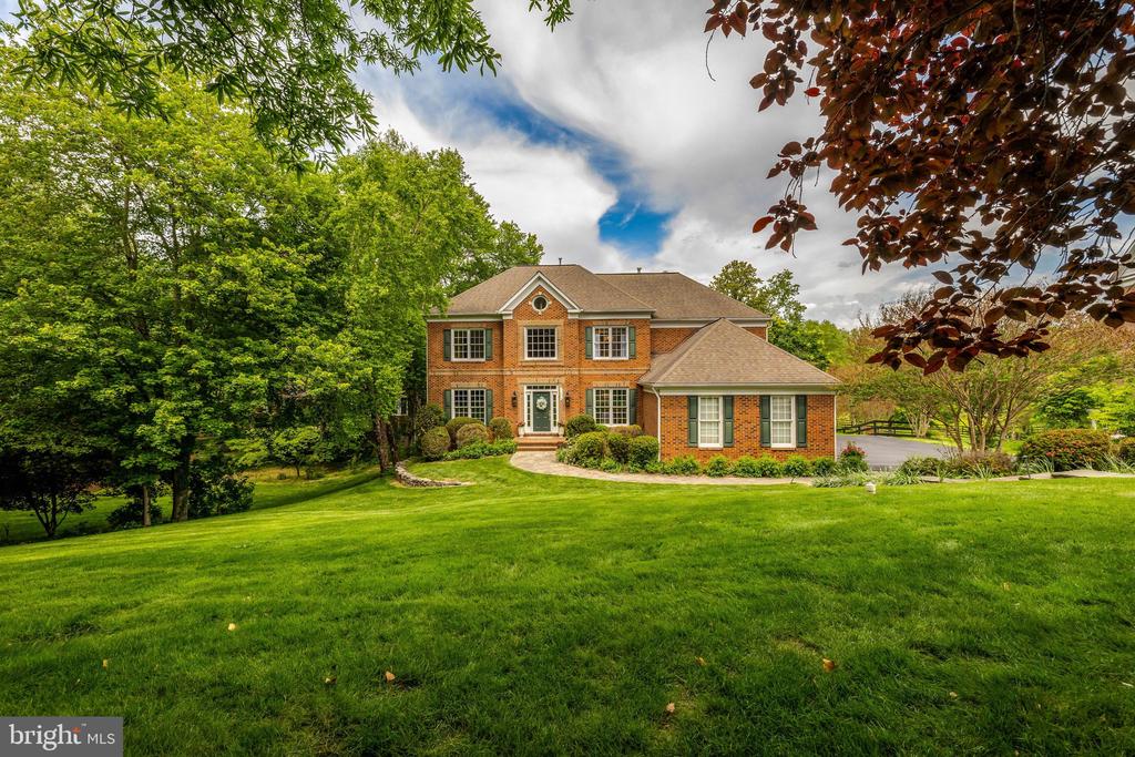 11394 FOX VALE GLEN COURT