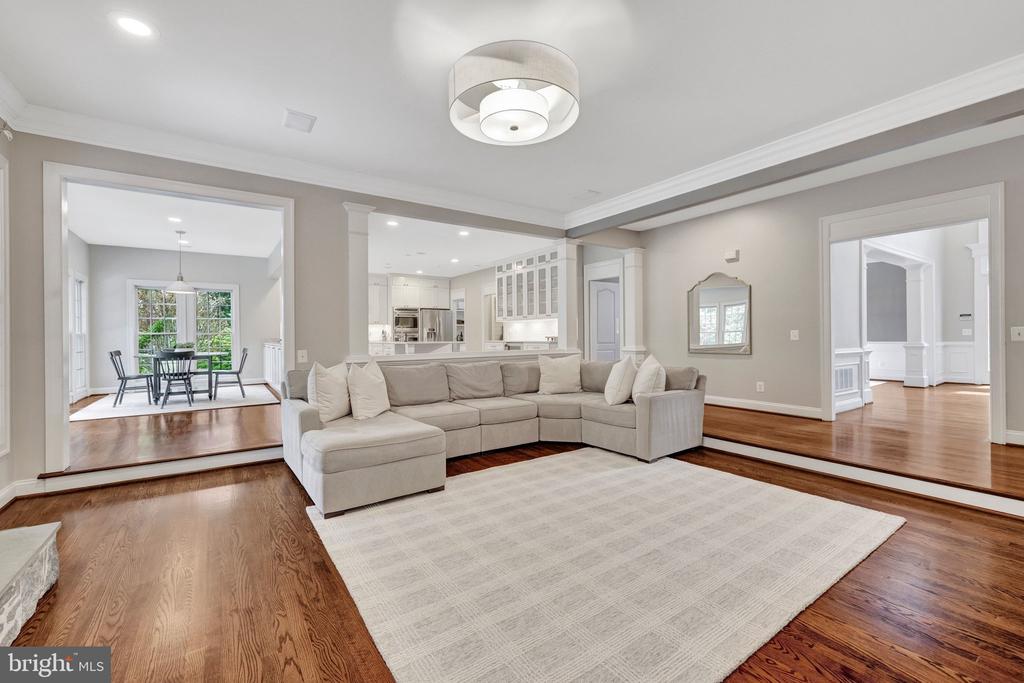 11394 FOX VALE GLEN COURT