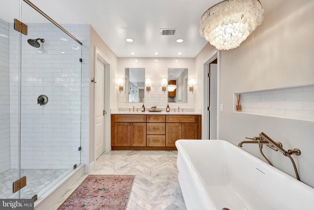 11394 FOX VALE GLEN COURT