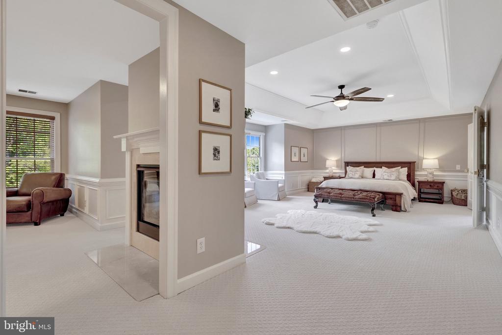 11394 FOX VALE GLEN COURT