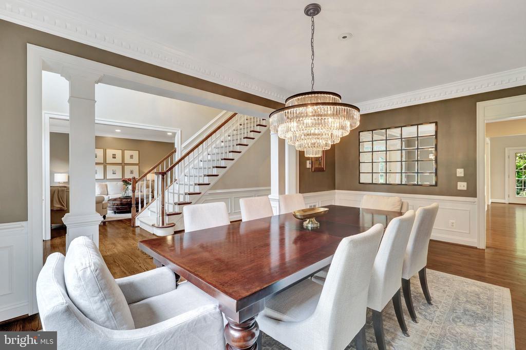 11394 FOX VALE GLEN COURT