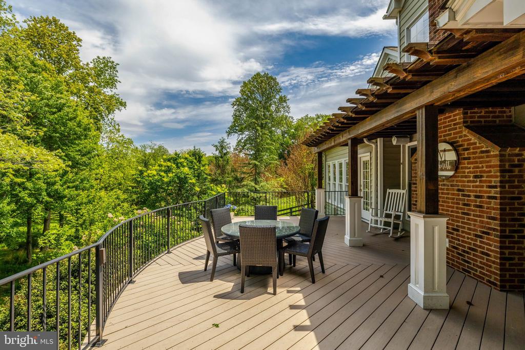 11394 FOX VALE GLEN COURT