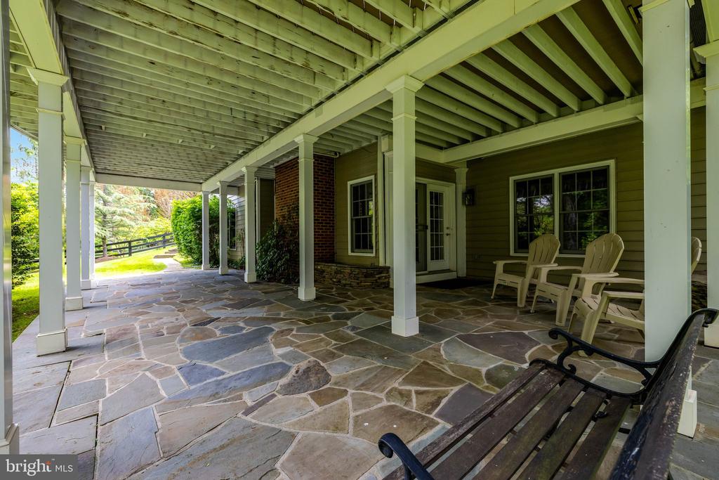 11394 FOX VALE GLEN COURT