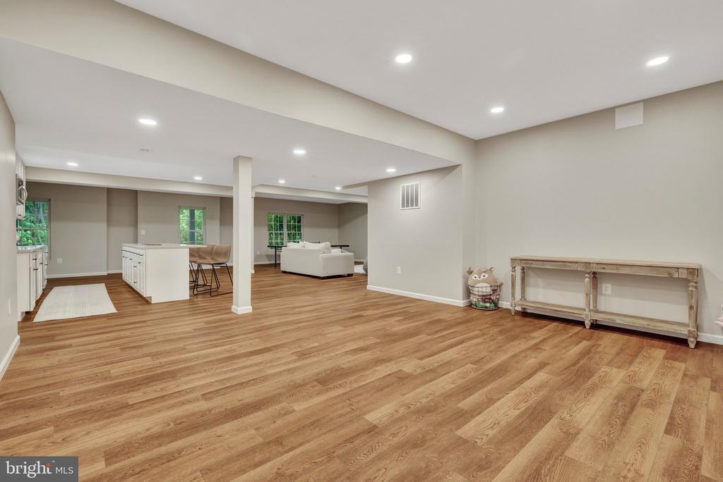 11394 FOX VALE GLEN COURT