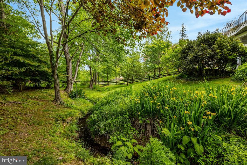 11394 FOX VALE GLEN COURT
