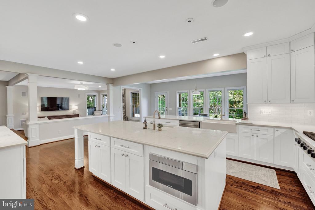11394 FOX VALE GLEN COURT