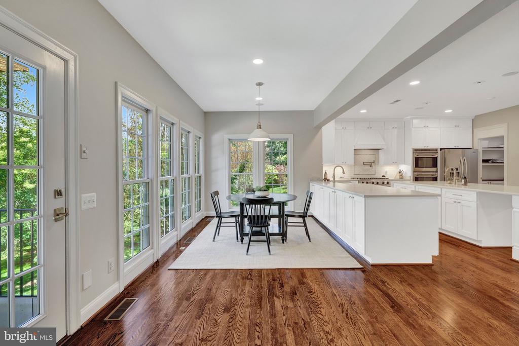11394 FOX VALE GLEN COURT