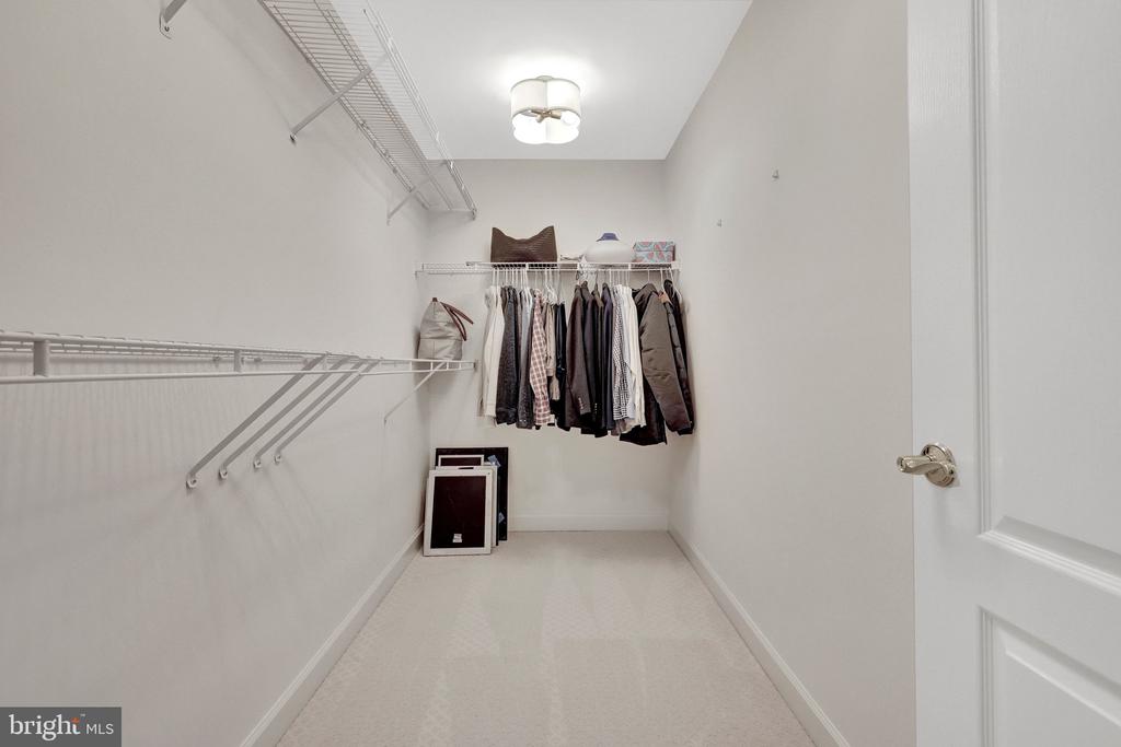 11394 FOX VALE GLEN COURT
